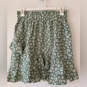Women’s flower ruffled skirt
